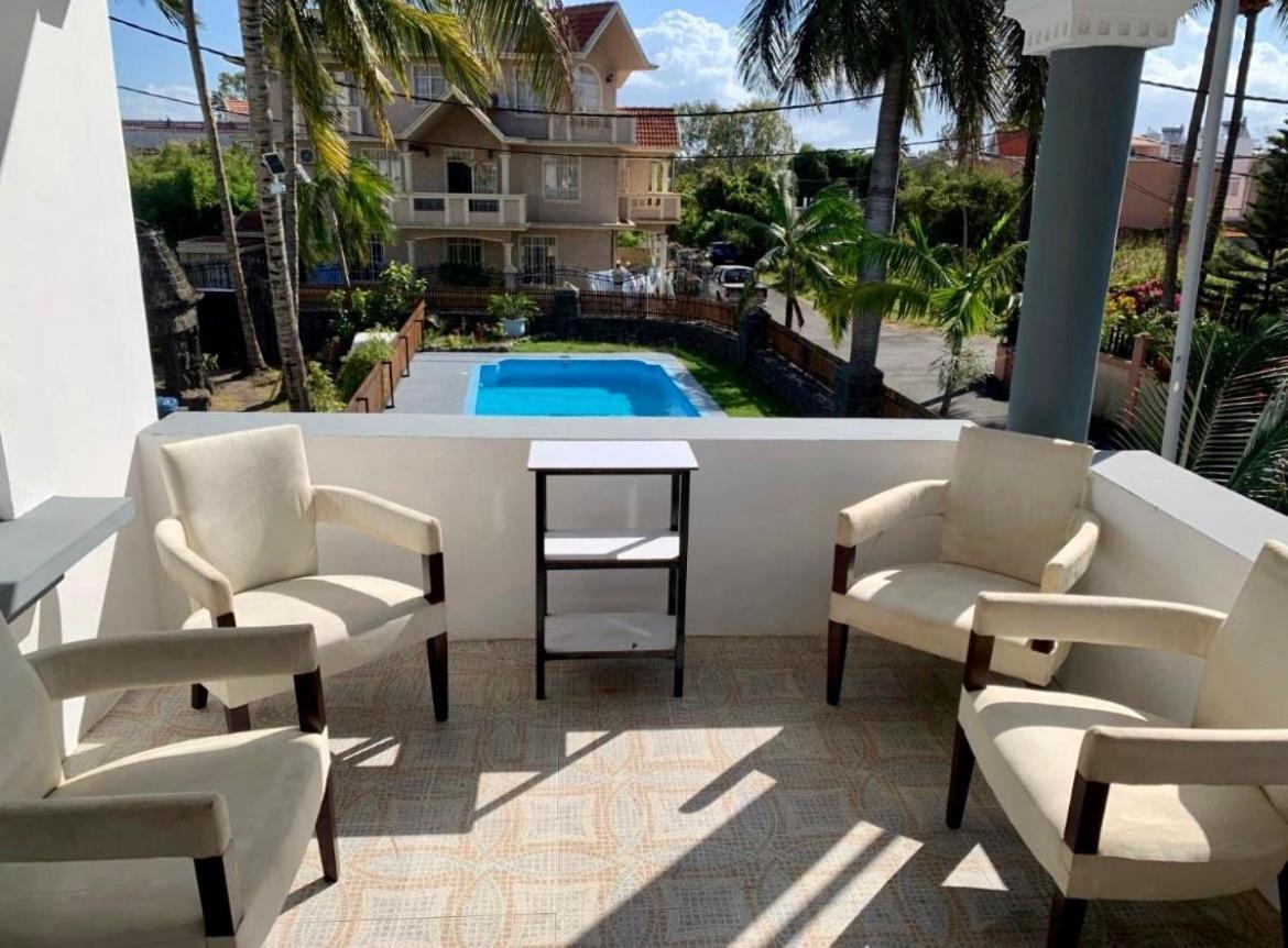 White Castle Villa Pereybere Beach Exterior foto